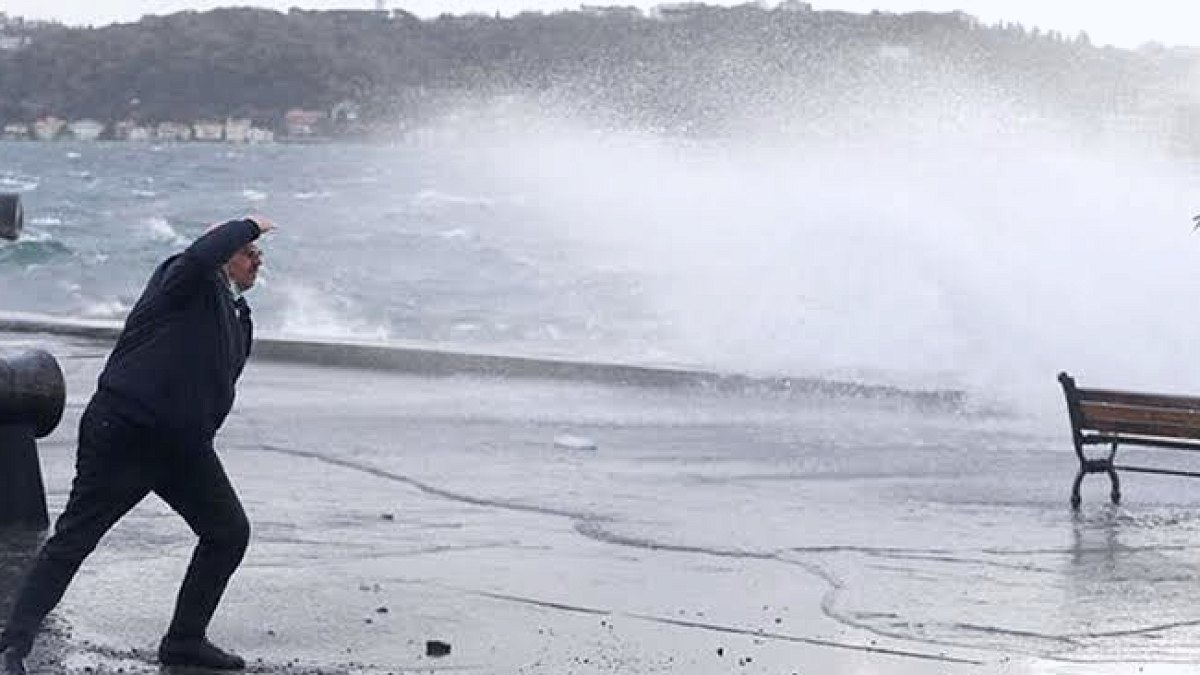Meteoroloji'den Kritik Uyarı: Fırtına ve Sağanak Geliyor, 5 İle Sarı Kod