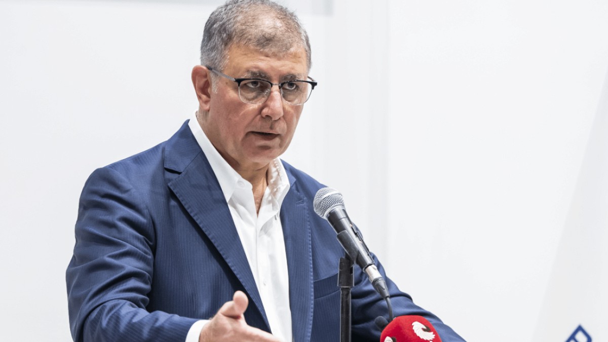 Cemil Tugay'dan Parti İddiaları Sonrası İlk Açıklama: Dostluk Vurgusu