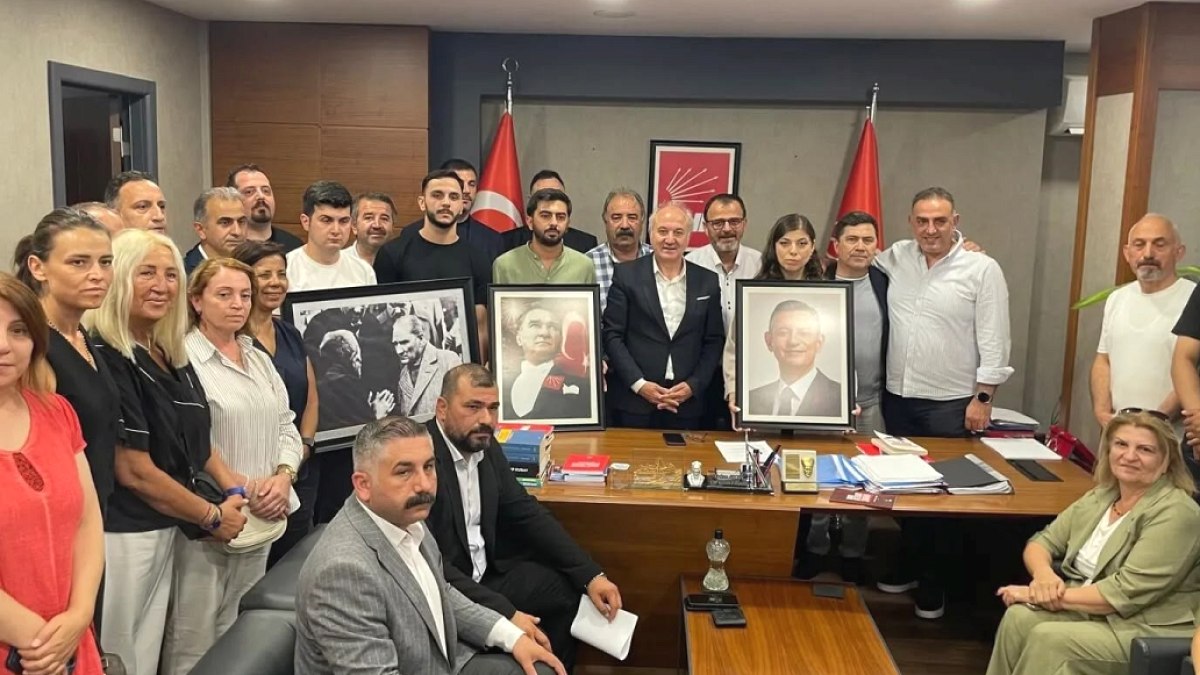 CHP Kocaeli'de Büyük İstifa: İl Başkanı ve 12 İlçe Başkanı Görevden Ayrıldı