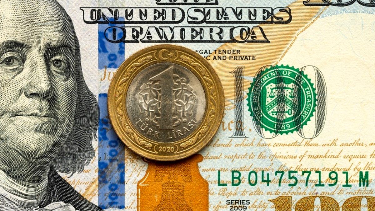 Dolar TL'de Rekor Tazeledi: Kur Yeni Zirvelere Ulaştı