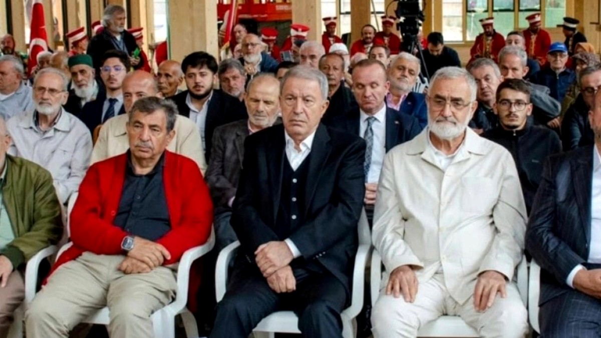 Milli Savunma Komisyonu Başkanı Akar'dan Tartışmalı Akıncılar Buluşması