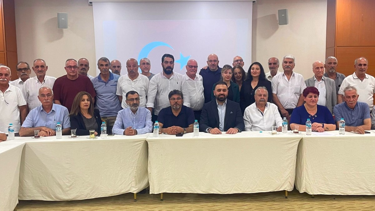CHP'de Toplu İstifalar: Parti İçi Demokrasi Vurgusu