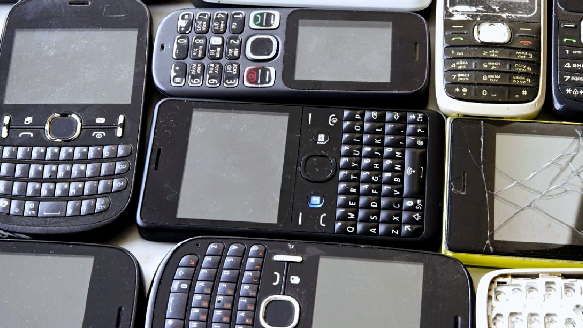 Kullanılmamış Eski iPhone'lar Milyon Liralara Alıcı Buluyor