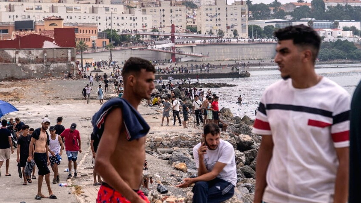 Fas'tan Avrupa'ya Yüzerek Göç: Ceuta'da Büyük İnsani Kriz