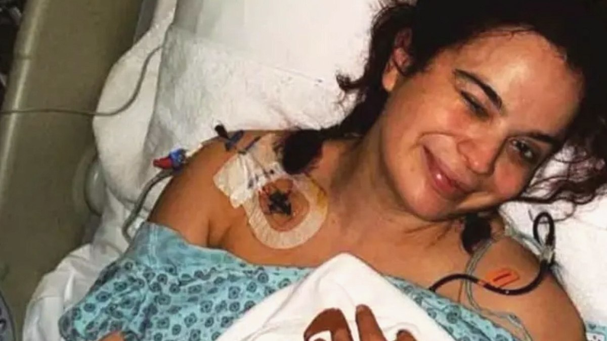 Aslı Bekiroğlu'nun Hastane Paylaşımı Takipçilerini Endişelendirdi