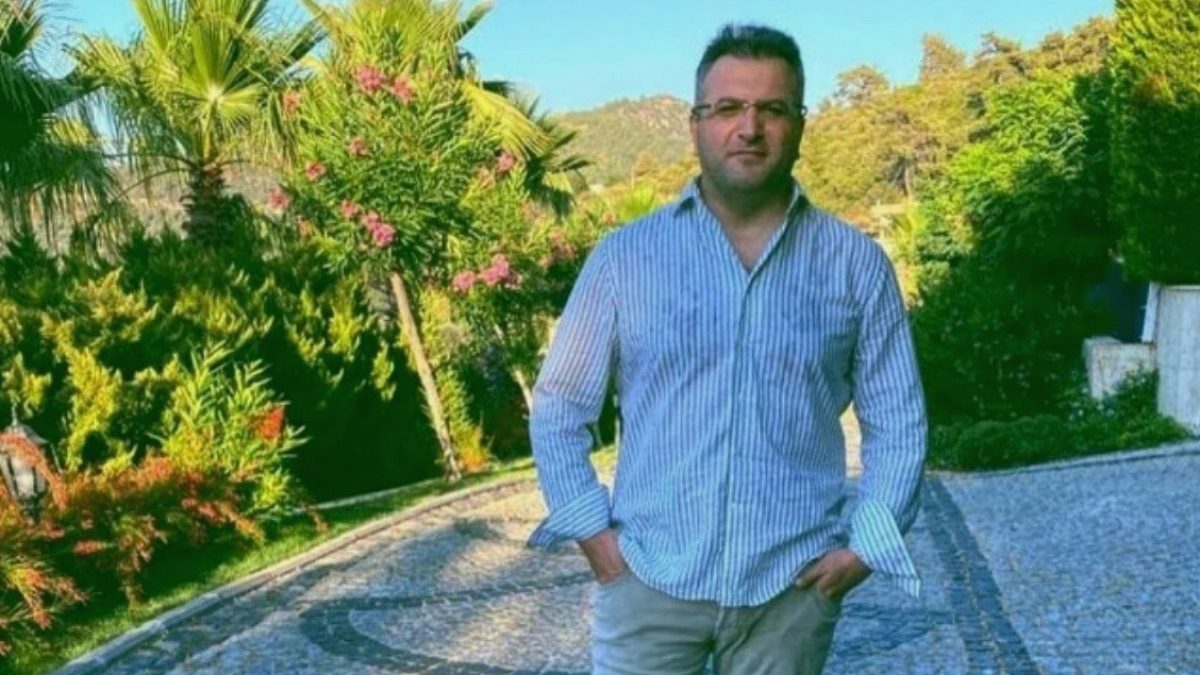 Gazeteci Cem Küçük'ün Geliri ve Lüks Otel Konaklaması Mercek Altında