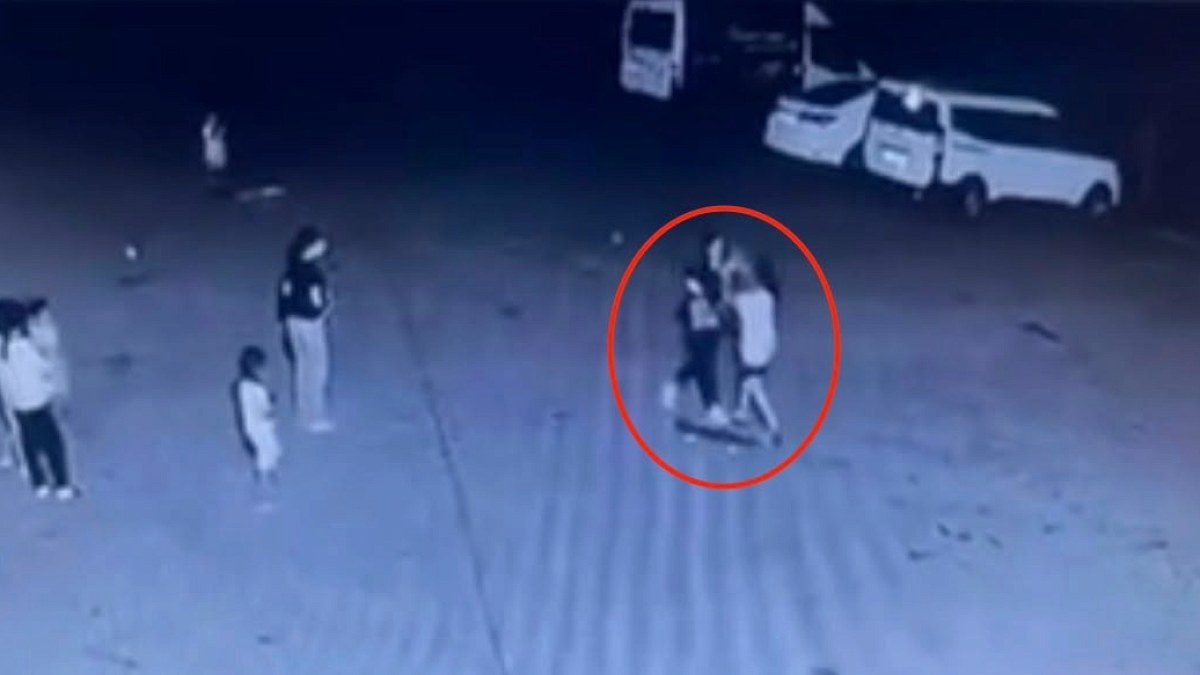 Diyarbakır'da 11 Yaşındaki Çocuğa Vahşi Saldırı Güvenlik Kamerasına Yansıdı