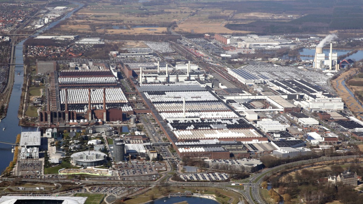 Volkswagen'in Dev Tesisi: Bir Şehri Andıran Üretim Merkezi