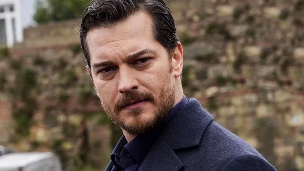 Çağatay Ulusoy'un Tatil Modu ve Yeni İmajı Magazinin Gündeminde