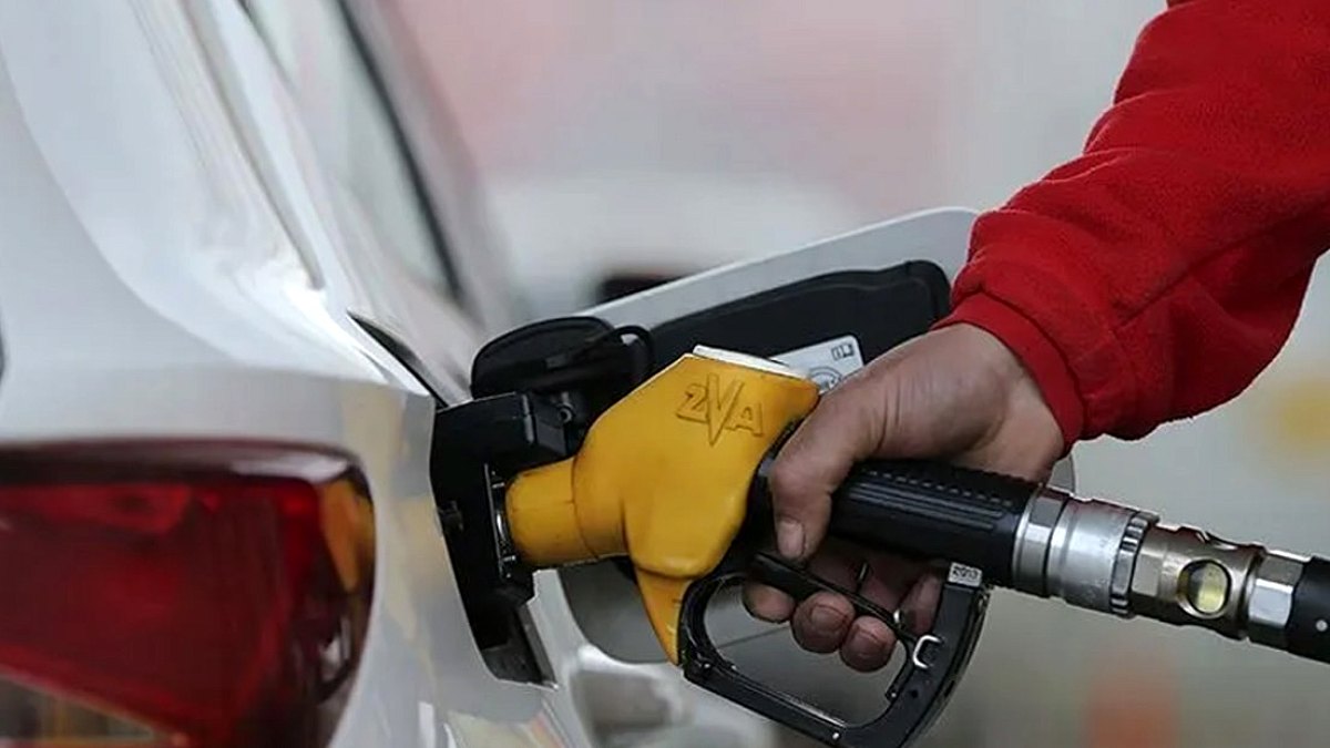 Motorine İndirim Yansıdı: ÖTV'ye Giden Miktar Pompa Fiyatını Etkiledi