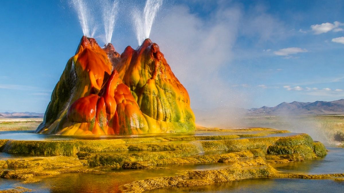 Nevada Çölünde Yanlışlıkla Oluşan Renkli Doğa Harikası: Fly Geyser