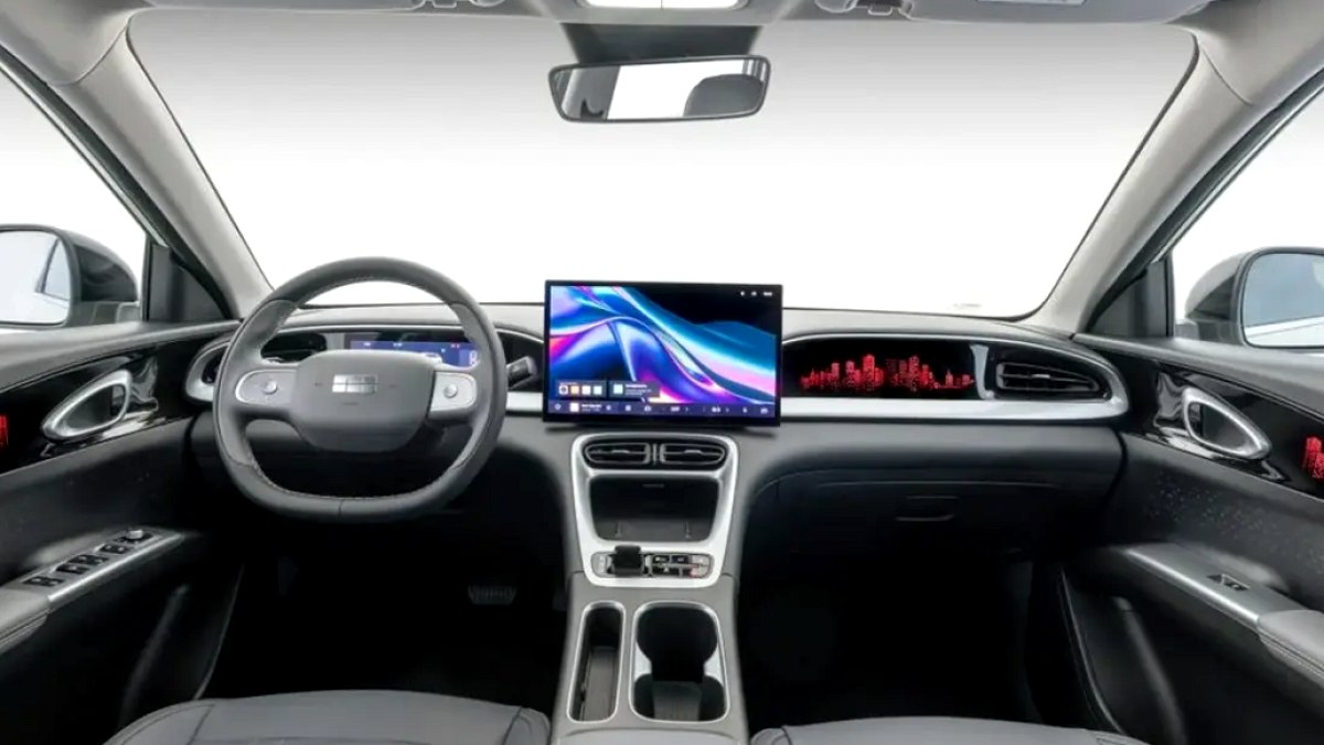 Çin'in Yıldızı Geely E2, Avrupa Pazarına Giriş Yapıyor