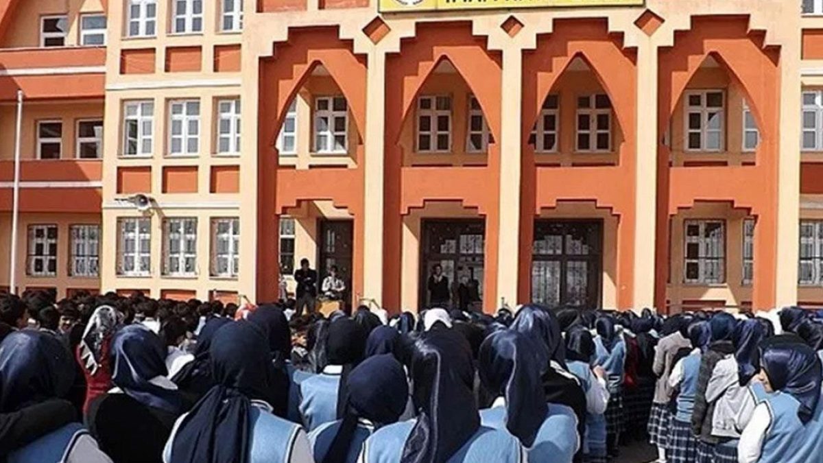 LGS Yerleştirme Sonuçları: İmam Hatip Mezunları Fen Liselerini Tercih Etti