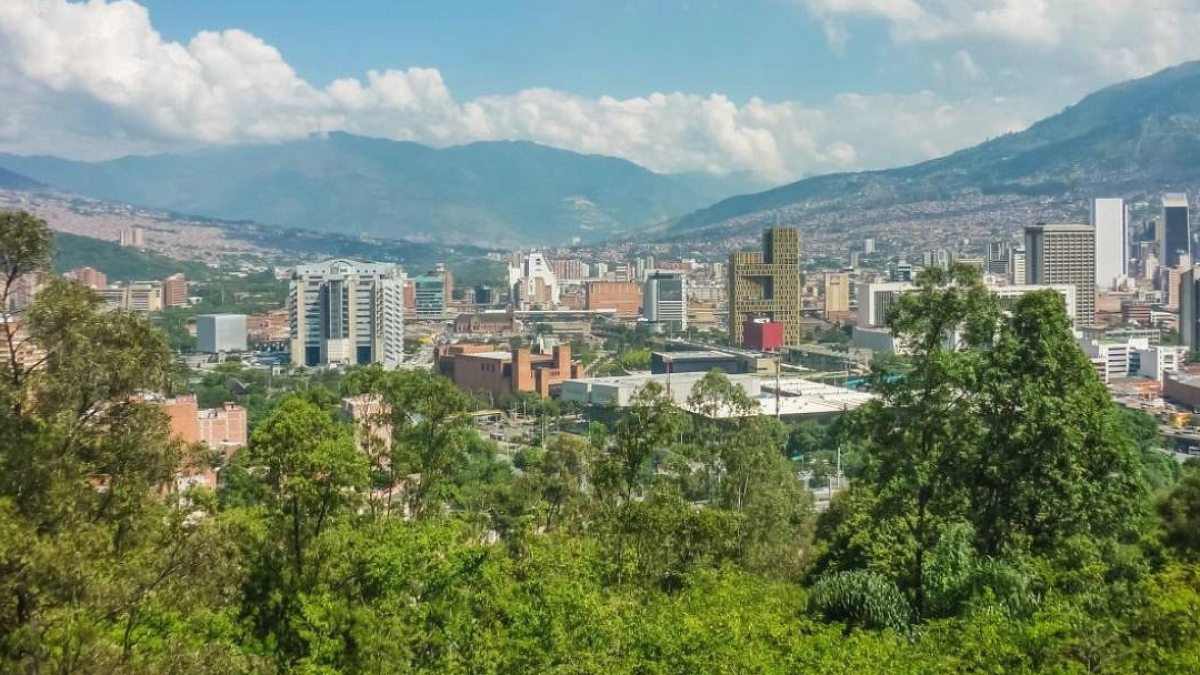 Medellin'de Yeşil Devrim: 880 Bin Ağaçla Şehir Sıcaklıkları Düştü