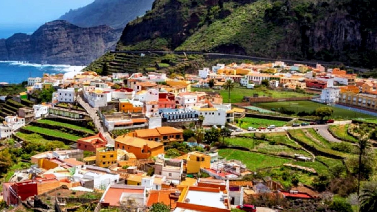 La Gomera'da Kelimeler Yerine Islıklar Yankılanıyor: Kültürel Miras Yaşatılıyor
