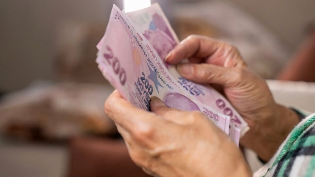 Emekli Maaş Farkları Hesaplara Yatırılıyor: Kimler Ne Kadar Alacak?