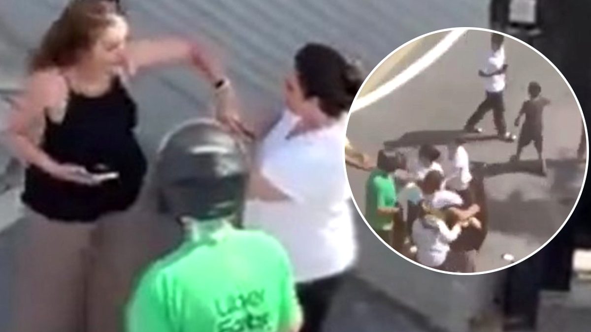 İstanbul'da Yol Ortasında Kadınlar Arasında Şiddetli Kavga: "Kocanı Aldım Elinden!"