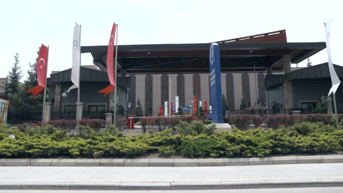Diyanet Personel Sayısını Artırıyor: Yeni Kadro Talebi Dikkat Çekti