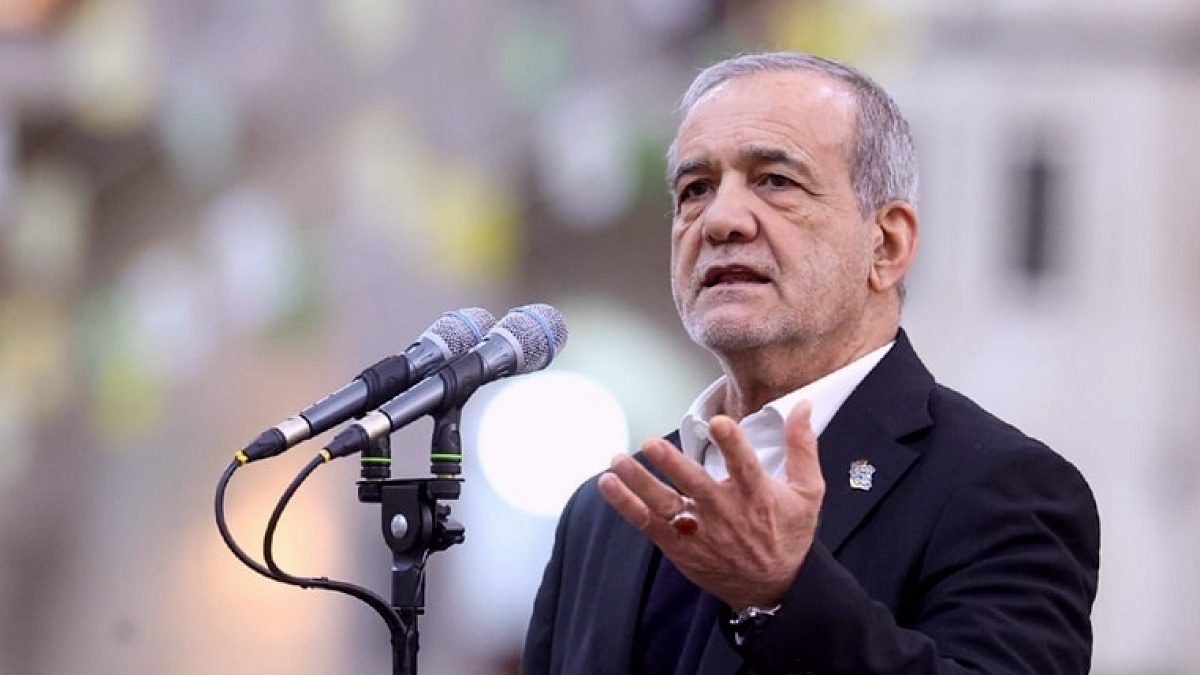 İran Cumhurbaşkanı'ndan Lider Hamaney'in Sağlığına Dair Açıklama