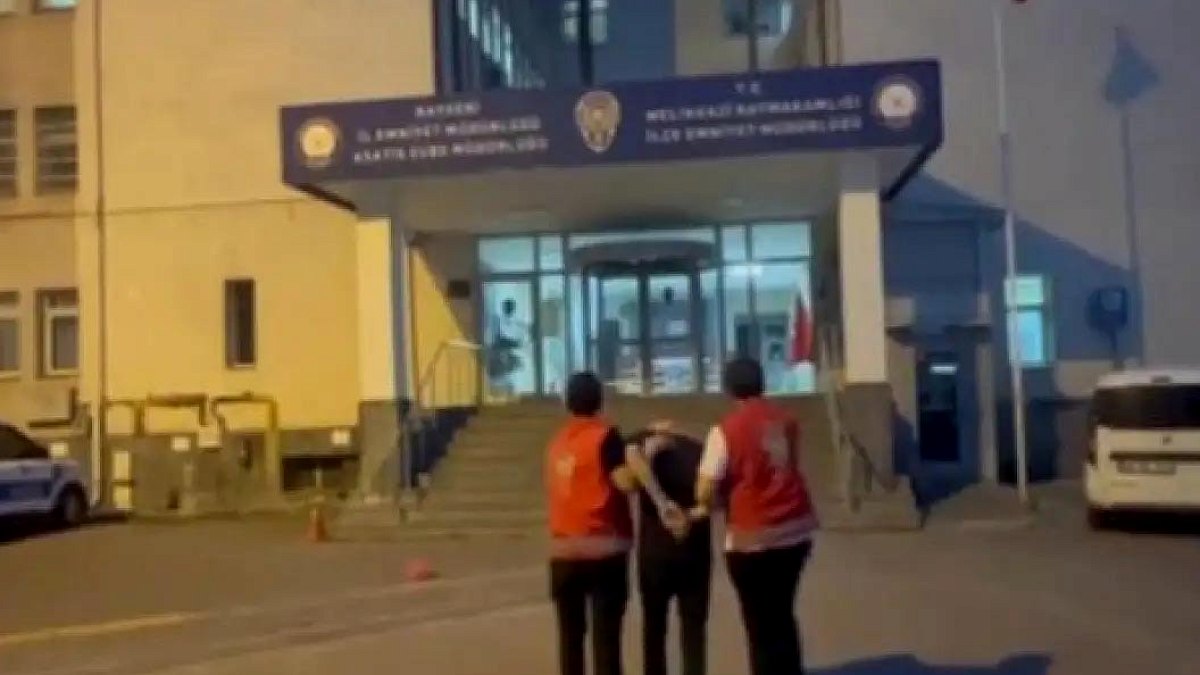 Kayseri'de Dolandırıcılık ve Yağmadan Aranan Firari Hükümlü Yakalandı