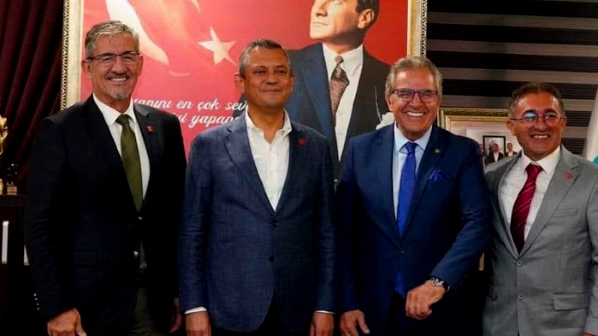 Bandırma Belediye Başkanı Dursun Mirza Trafik Kazası Geçirdi