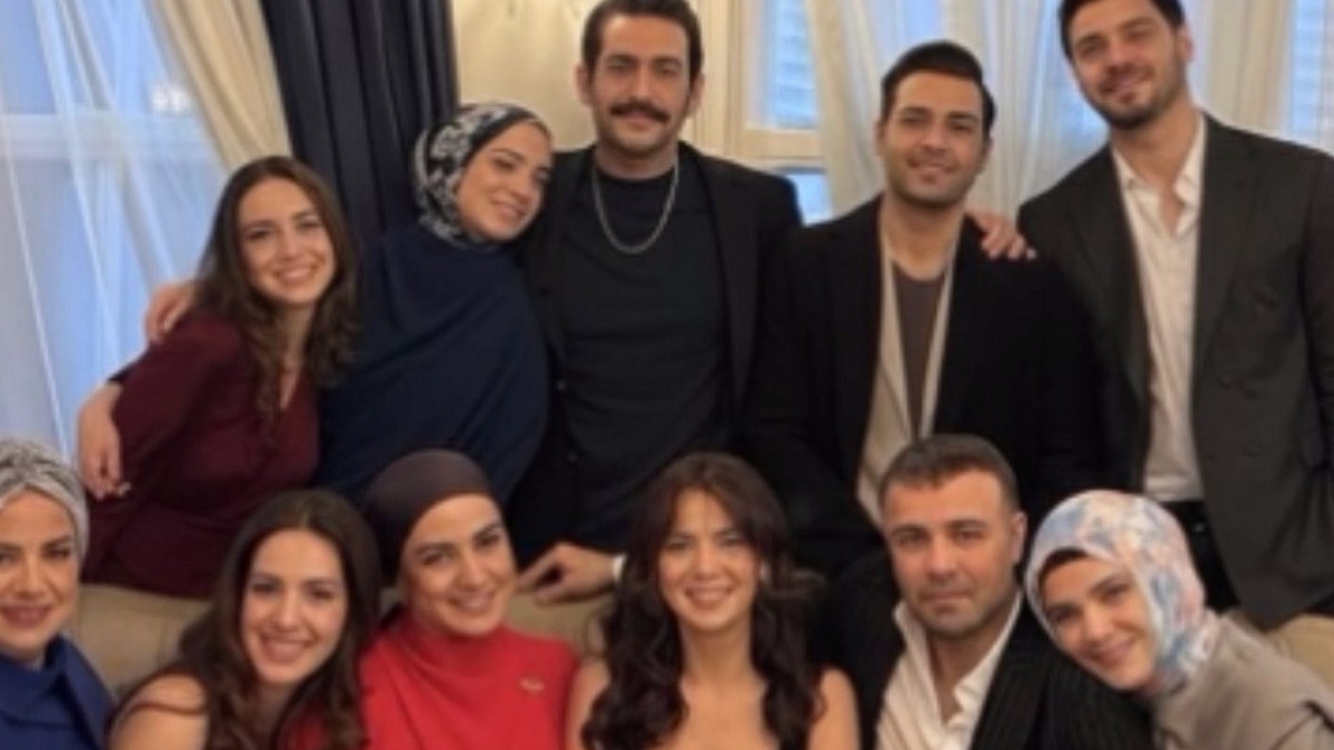 Kızılcık Şerbeti'nde Şok Ayrılık: Dört Yıllık Oyuncu Veda Ediyor