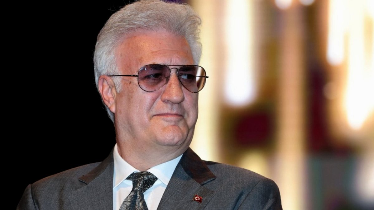 Tamer Karadağlı'nın Görev Süresinde Devlet Tiyatroları'nda Milyonluk Harcamalar Tartışılıyor
