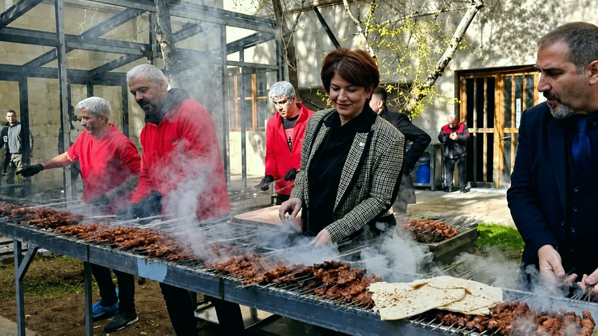 AKP Milletvekili Suna Kepoğlu'ndan Abdullah Öcalan'a Dua: Tepkiler Çığ Gibi Büyüyor