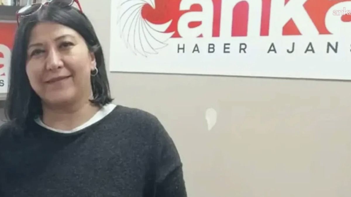 Gazetecilik Duayeni Dürdane Kırçuval Vefat Etti