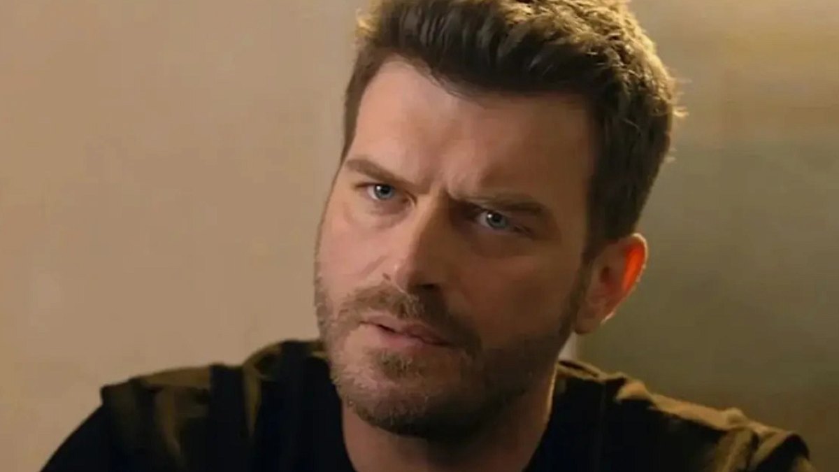 Kıvanç Tatlıtuğ'dan Beklenmedik Hamle: Sosyal Medya Hesaplarını Kapattı