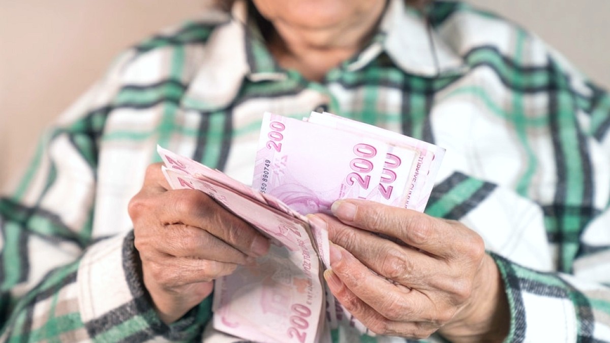 Ocak 2027 Emekli Maaş Zammı: En Düşük Aylık İçin Yeni Rakamlar Belirleniyor