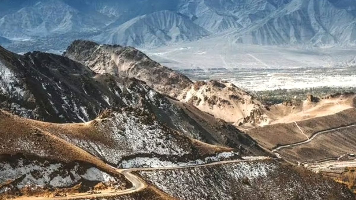 Hindistan'dan İnanılmaz Başarı: Everest'i Geride Bırakan Dünyanın En Yüksek Yolu Açıldı