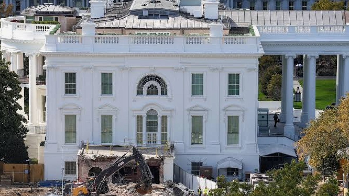 ABD Başkanı Trump'tan Beyaz Saray Altına Gizli Askeri Üs İddiası