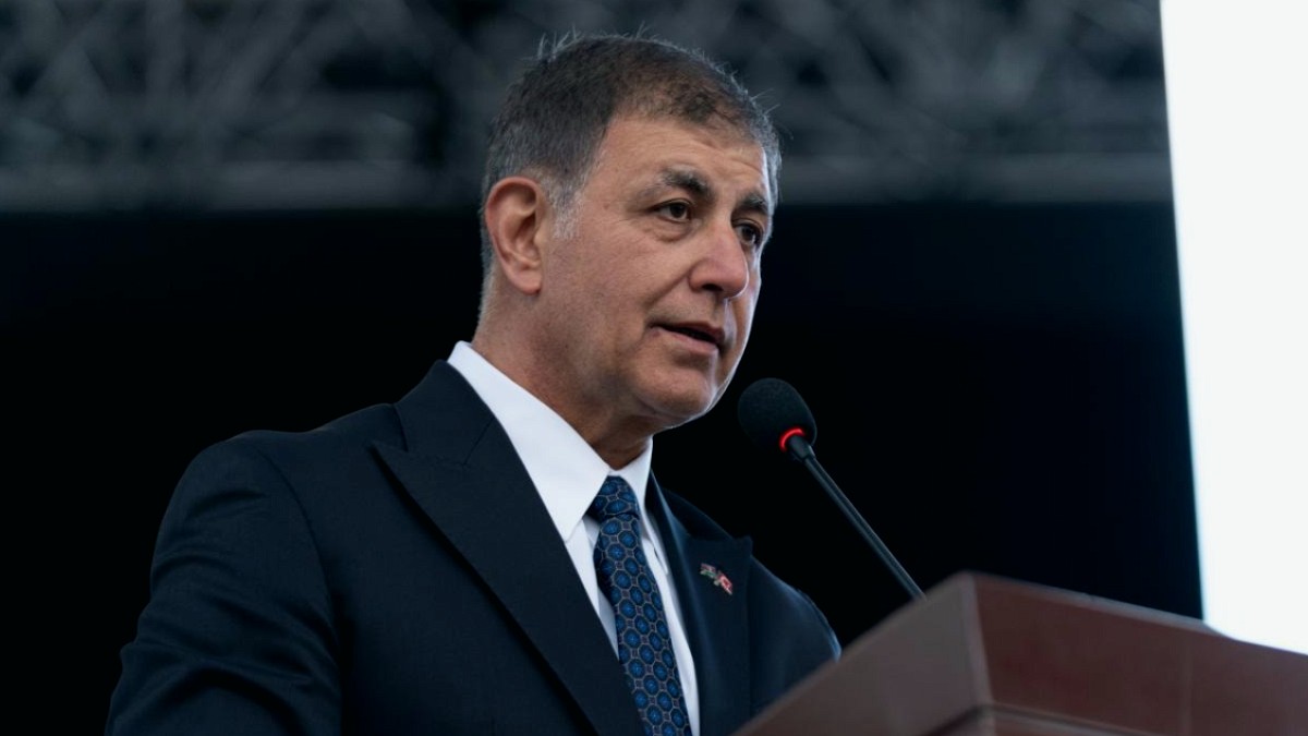 İzmir Büyükşehir Belediye Başkanı Tugay'dan Siyasi Geleceği Hakkında Net Açıklama