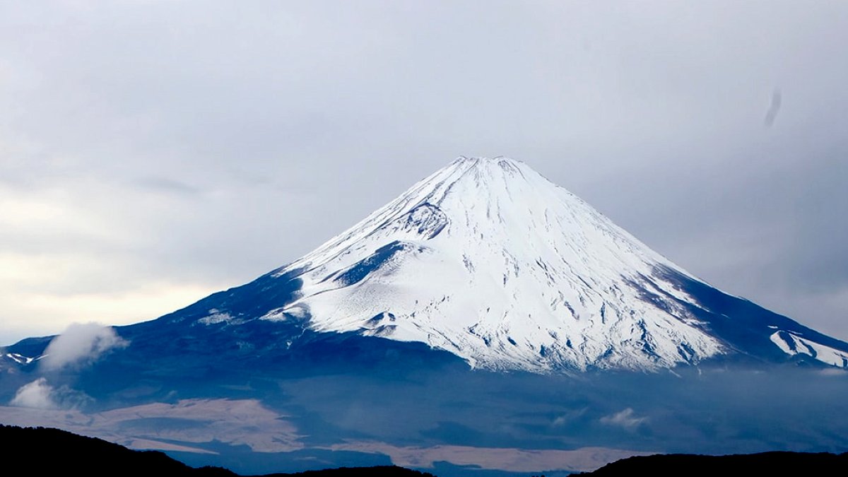 Japonya'nın Sembolü Fuji Dağı'nın Zirvesi Şaşırtıcı Bir Şekilde Özel Mülkiyet Çıktı