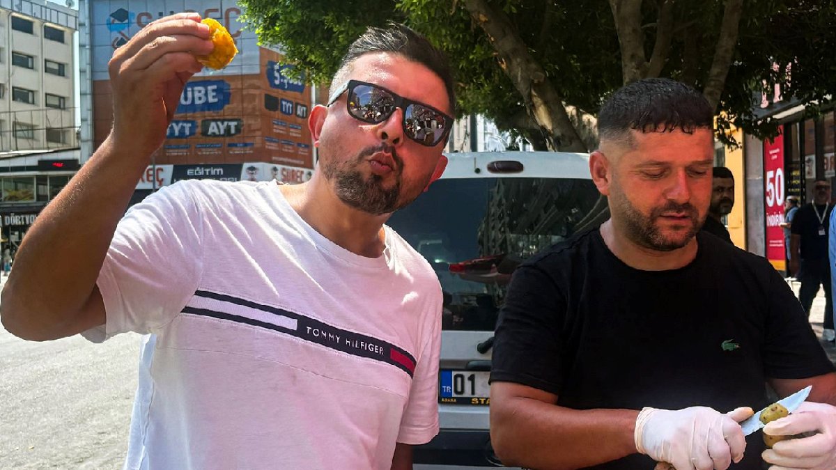 Adana'da Sıcakların Gözdesi Dikenli İncir: Fiyatı ve Popülerliği Dikkat Çekiyor