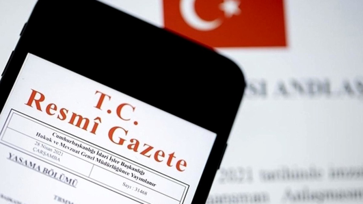 Resmi Gazete'de Yeni Atama ve Görevden Alma Kararları Açıklandı