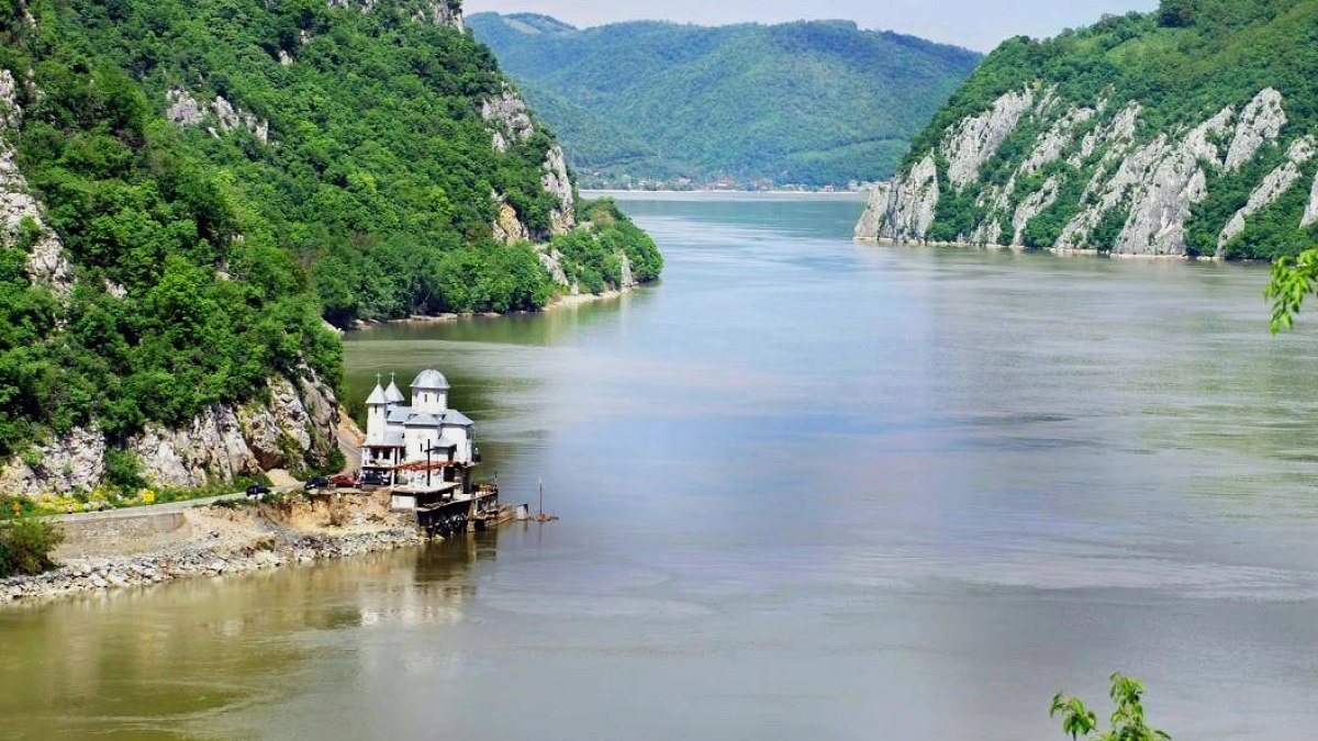 Tuna Nehri Kurudu, İki Ülke Arasındaki Sınır Ortadan Kalktı