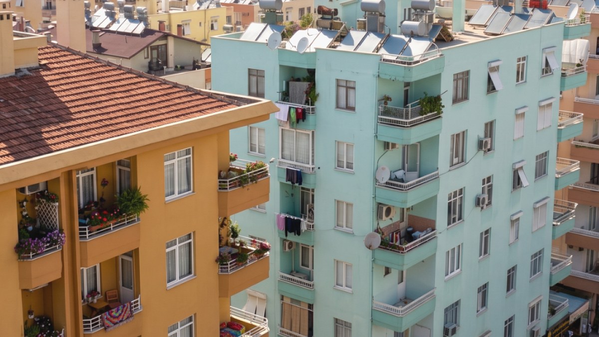 Apartmanlarda Gürültülü Tadilat Saatleri: Yeni Düzenlemeler ve Cezalar