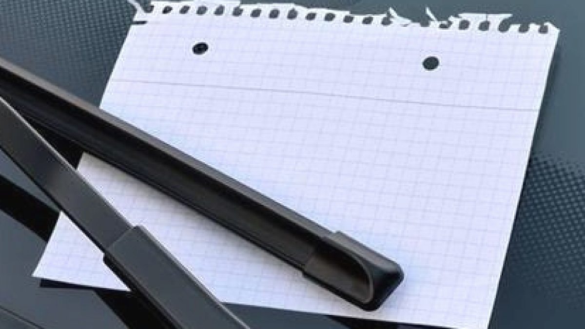 Araç Camına Bırakılan Notla Tüyler Ürperten Anlar Yaşadı