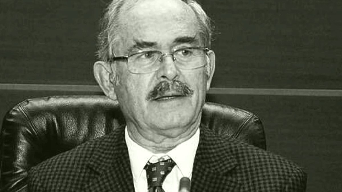 Yılmaz Büyükerşen Kardeş Acısıyla Yıkıldı
