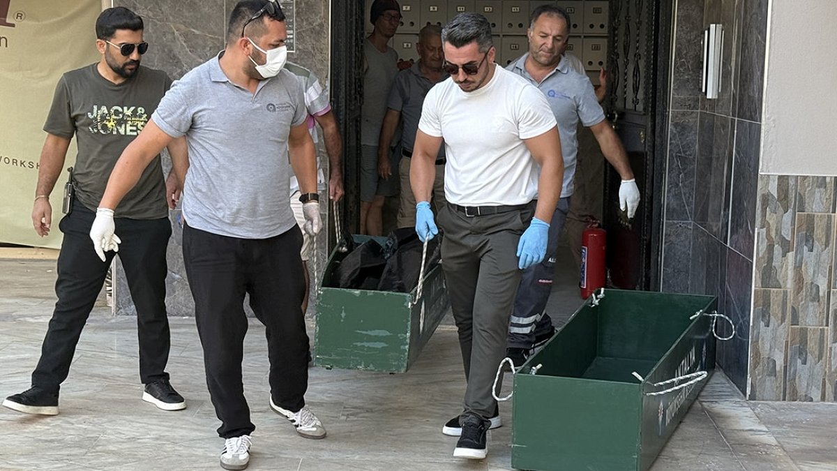 Antalya'da Anne ve Kızı Evlerinde Ölü Bulundu: 10 Günlük Gizem