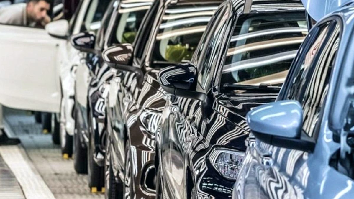 İkinci El Otomobil Piyasasında Yeni Dönem: 2027'de Fiyatlar Yarı Yarıya Düşebilir