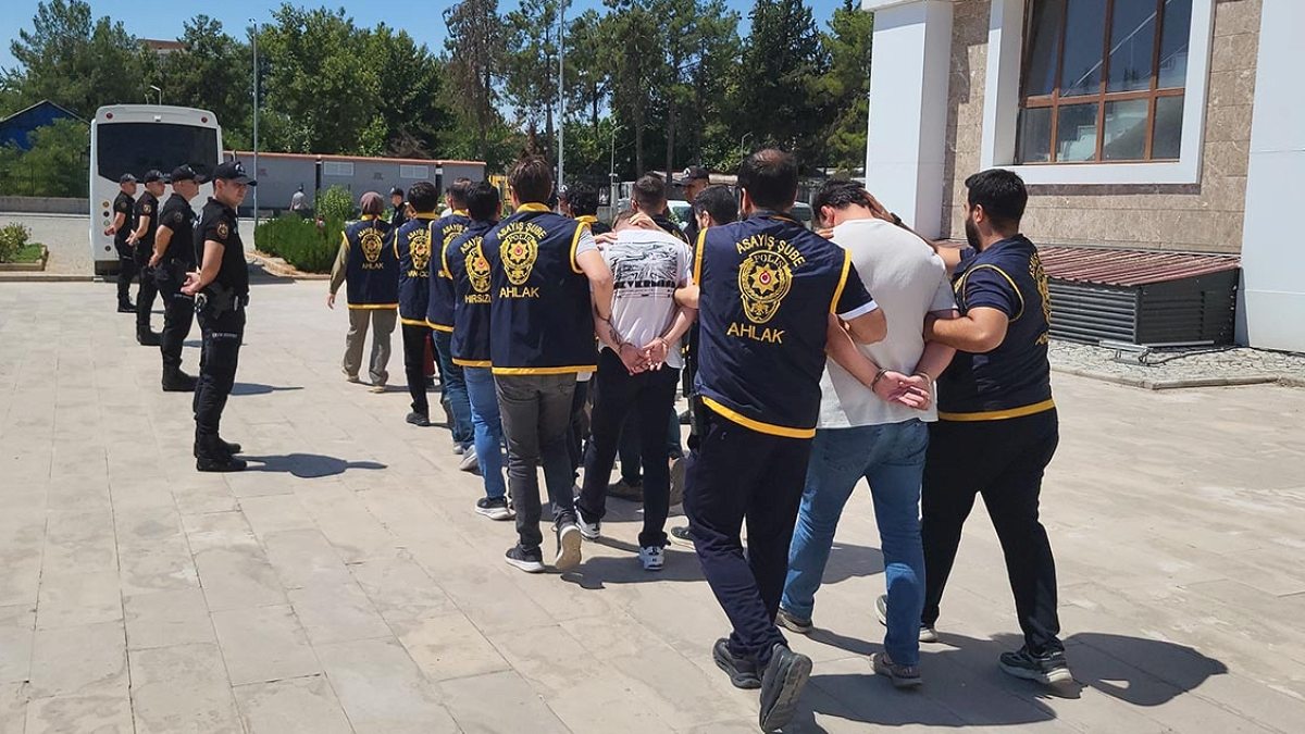 Altı İlde Eş Zamanlı Dolandırıcılık Operasyonu: 6 Kişi Gözaltına Alındı