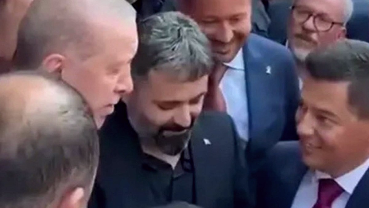 Erdoğan'dan Marmaris Belediye Başkanı'na Siyasi Transfer Sinyali