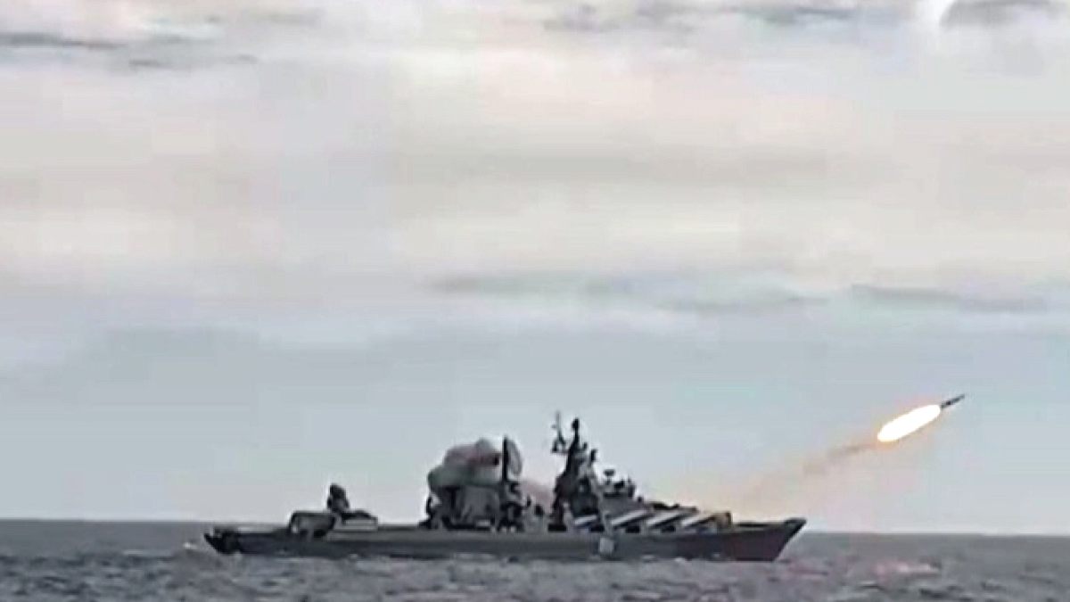 Rusya'dan Kuril Adaları Yakınında Füze Tatbikatı: Japonya'dan Tepki