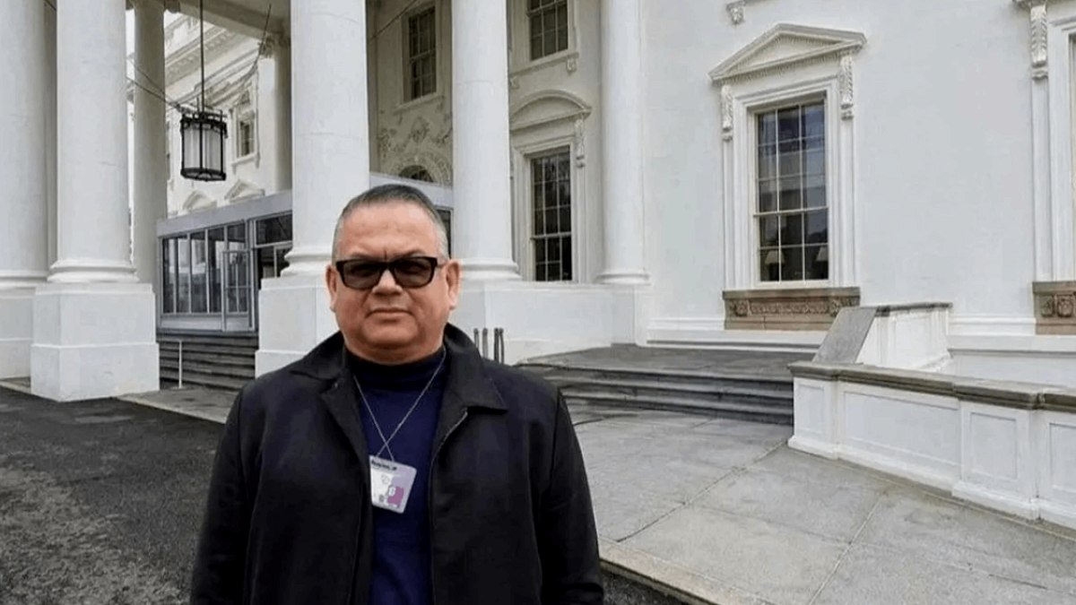 Yapay Zeka ile Trump Danışmanı Rolü Yapan Türk Vatandaşı ABD'de Tutuklandı