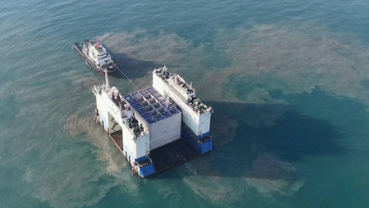 Çin'de Dev Beton Bloklarla Dalgakıran İnşaatı: Mühendislik Harikası