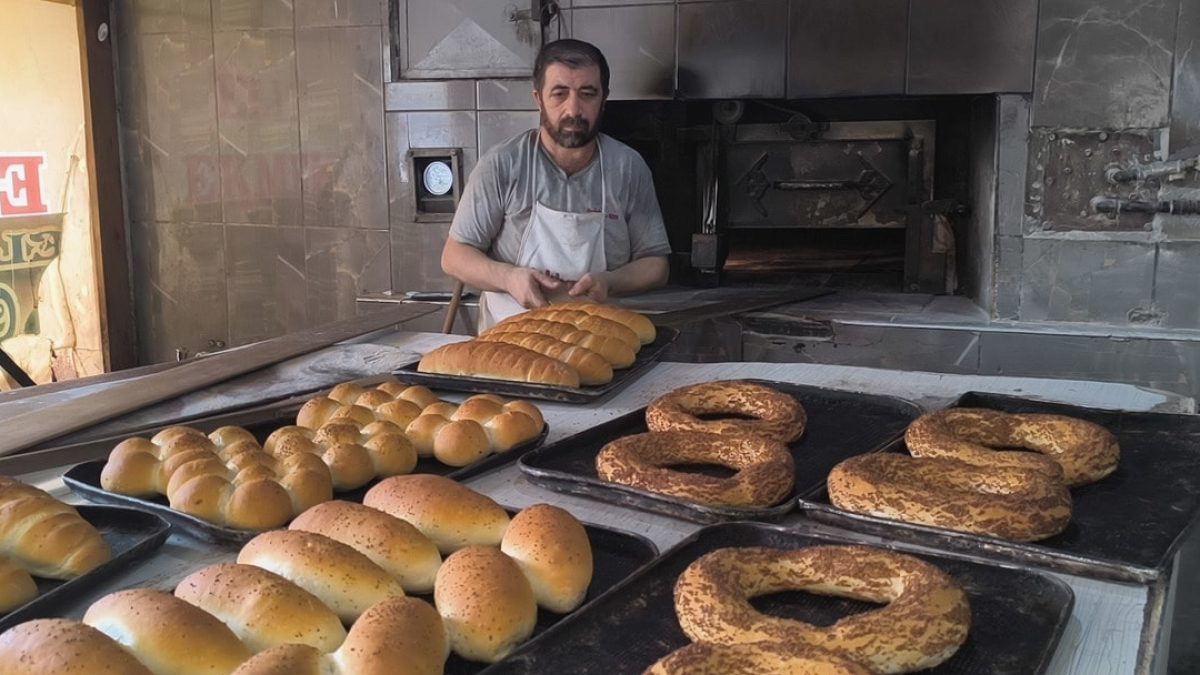 Iğdır'da Fırıncılar Arası Rekabet Fiyatları Düşürdü: Ekmek 10 TL'yeindi