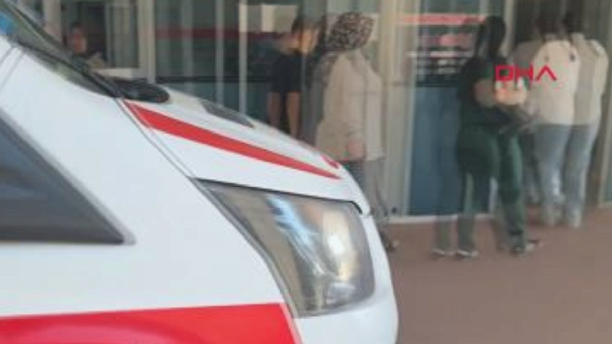 Alacak Tartışması Kanlı Bitti: Husumetlisini Bacağından Vurdu